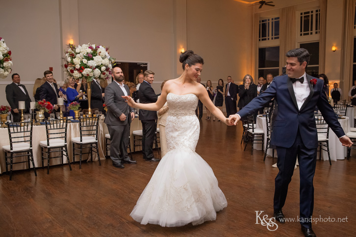 wedding at room on main dallas